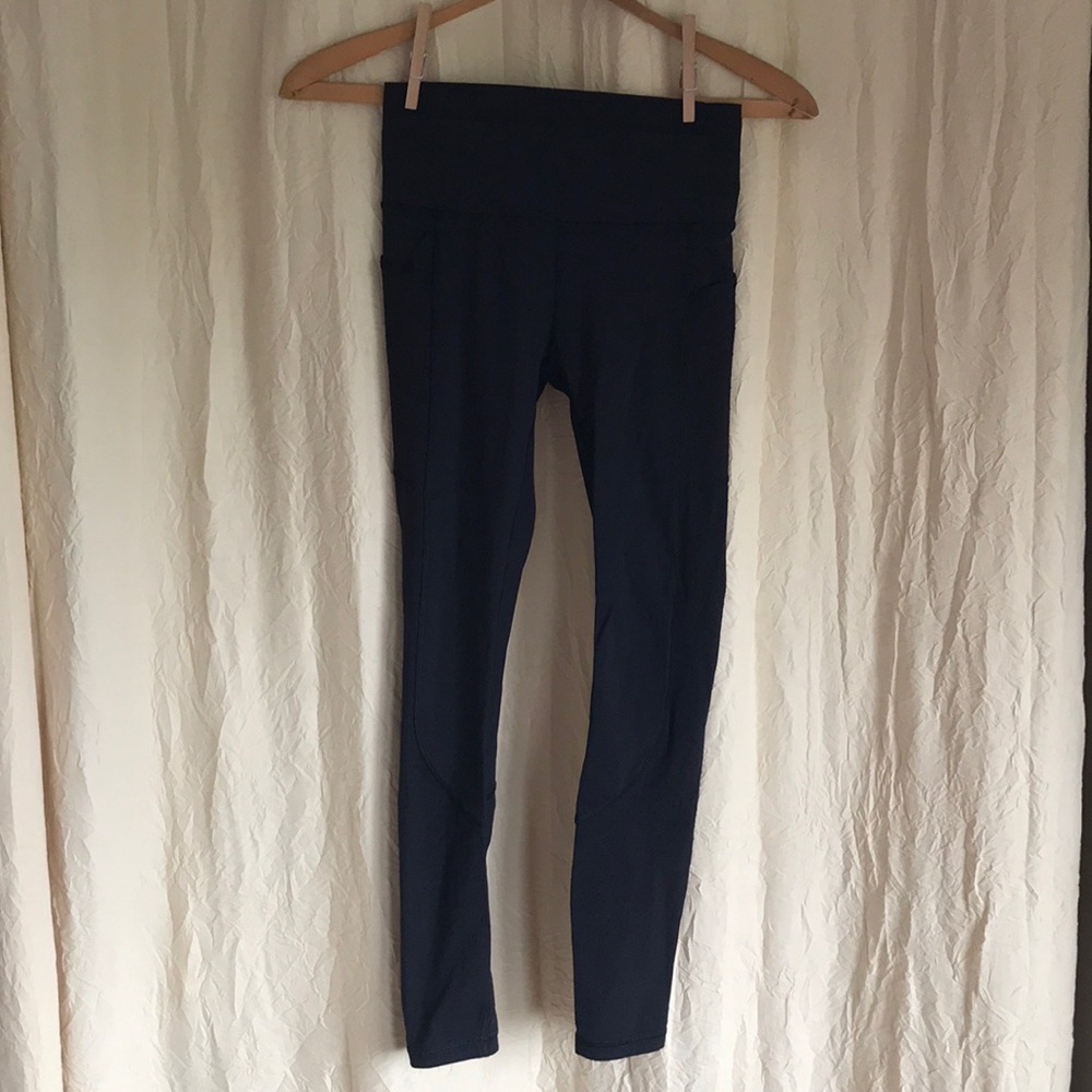 Lululemon High rise full length leggings.(Size: 4)